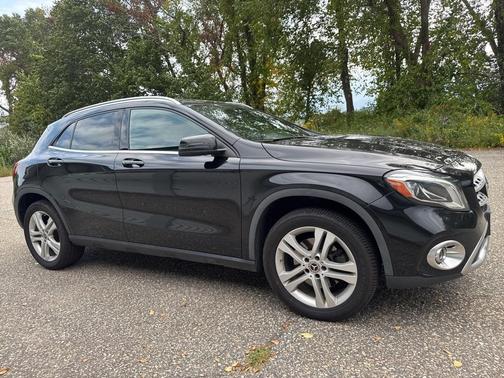 2020 Mercedes-Benz GLA 250 Base 4MATIC