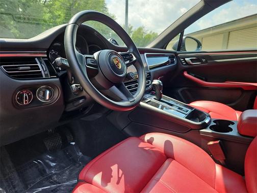 2023 Porsche Macan S