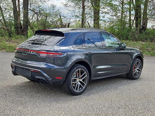 2023 Porsche Macan S