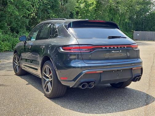 2023 Porsche Macan S