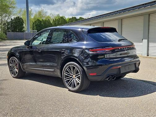 2024 Porsche Macan S