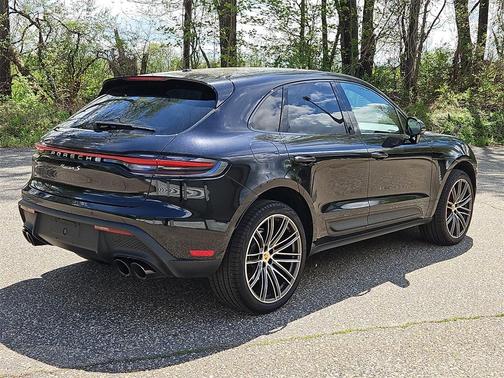 2024 Porsche Macan S