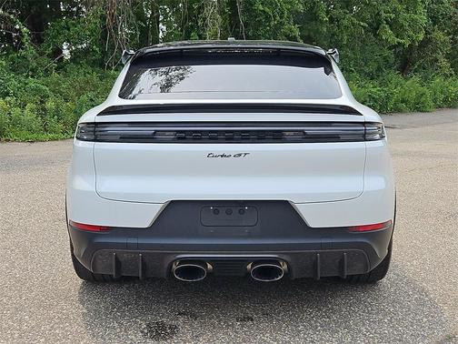 2024 Porsche Cayenne Turbo GT