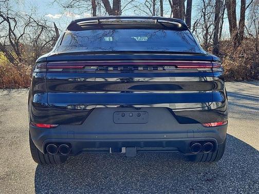 2026 Porsche Cayenne S Coupe AWD