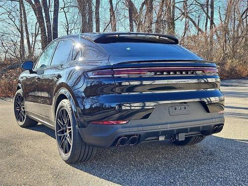 2026 Porsche Cayenne S Coupe AWD
