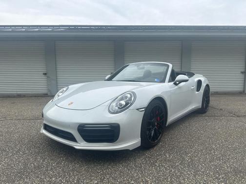 Carrara White Metallic 2019 Porsche 911 Turbo S