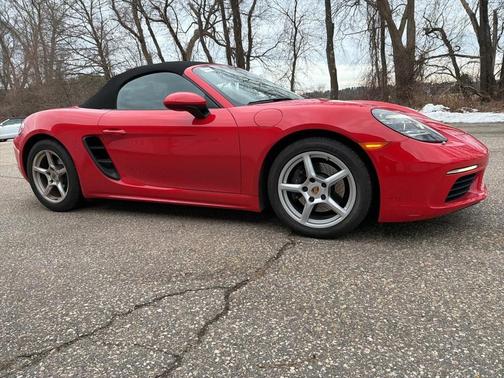 2022 Porsche 718 Boxster 