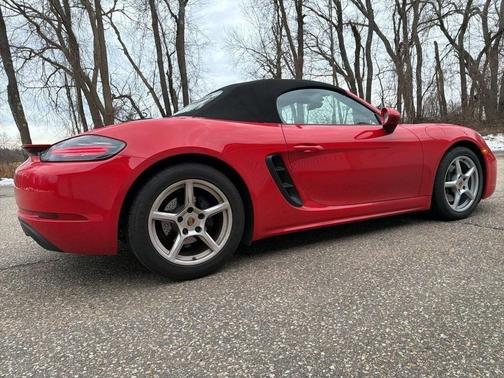 2022 Porsche 718 Boxster 