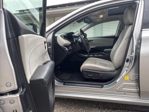 2016 Toyota Avalon XLE