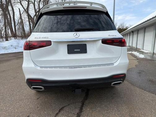 2025 Mercedes-Benz GLS 450 4MATIC