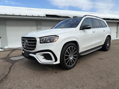 2025 Mercedes-Benz GLS 450 4MATIC