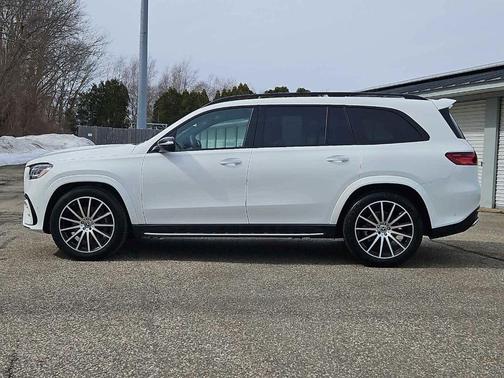 2025 Mercedes-Benz GLS 450 4MATIC