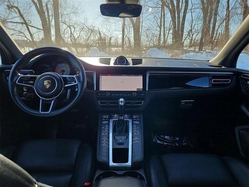 2020 Porsche Macan S