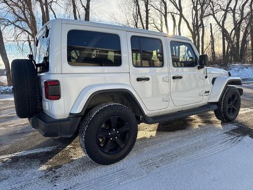 2021 Jeep Wrangler Unlimited Sahara Altitude