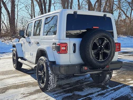 2021 Jeep Wrangler Unlimited Sahara Altitude
