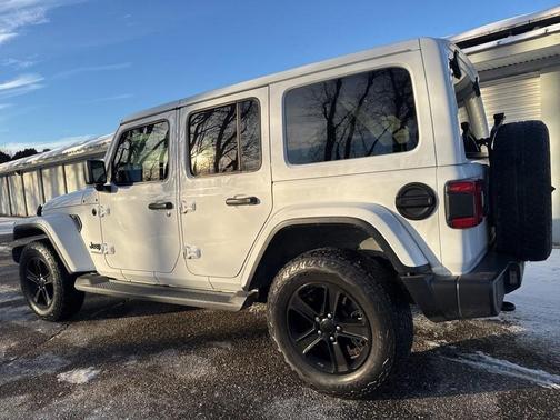 2021 Jeep Wrangler Unlimited Sahara Altitude