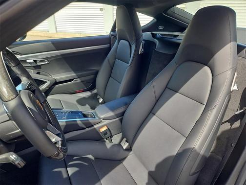 2025 Porsche 718 Cayman S