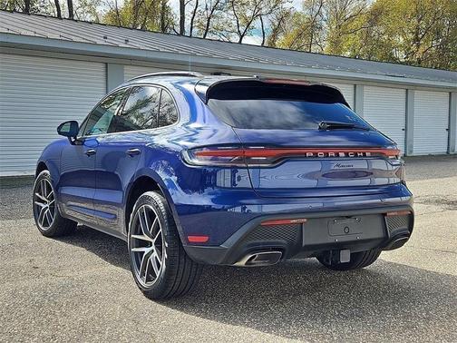 2025 Porsche Macan 
