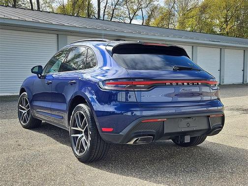 2025 Porsche Macan 