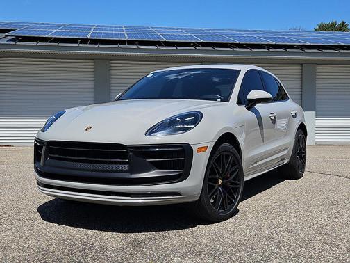 Chalk 2022 Porsche Macan GTS