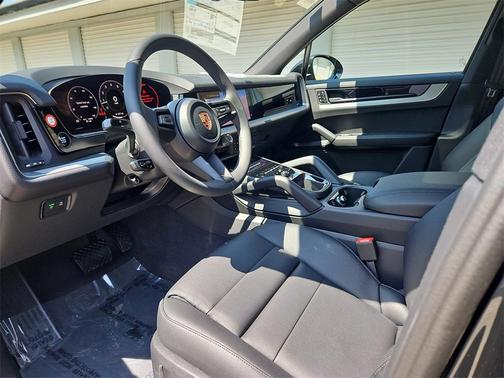 2026 Porsche Cayenne Base