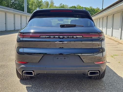2026 Porsche Cayenne Base