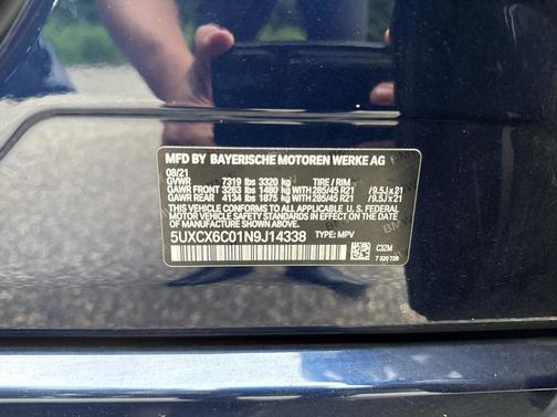 2022 BMW X7 M50i