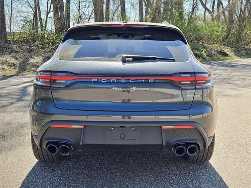 2023 Porsche Macan S