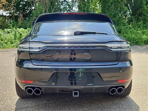 2023 Porsche Macan S