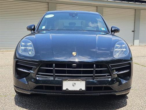 2023 Porsche Macan S