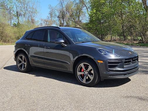2023 Porsche Macan S