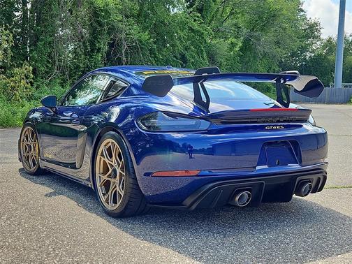 2023 Porsche 718 Cayman GT4 RS