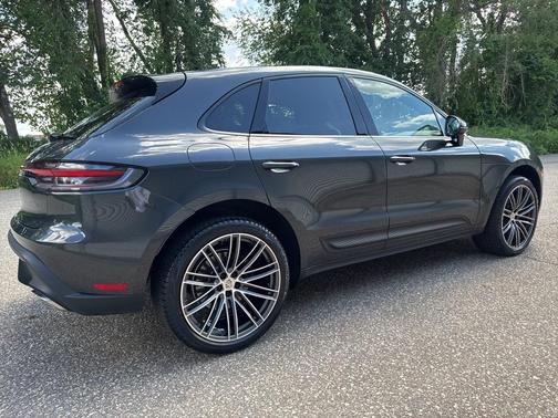 2024 Porsche Macan