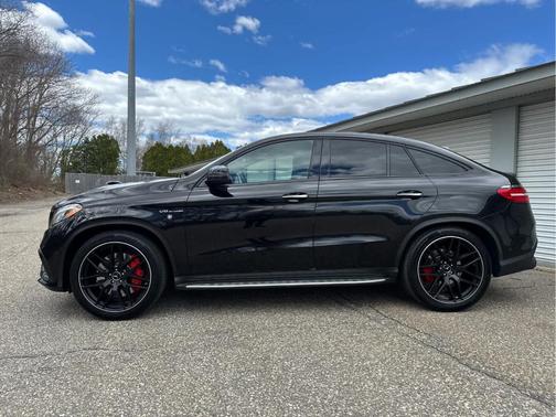 Obsidian Black Metallic 2019 Mercedes-Benz AMG GLE 63 S 4MATIC Coupe