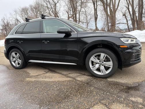 2018 Audi Q5 2.0T Tech Premium