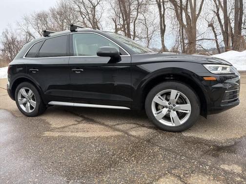 2018 Audi Q5 2.0T Tech Premium
