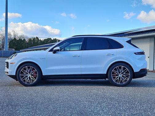 2026 Porsche Cayenne S