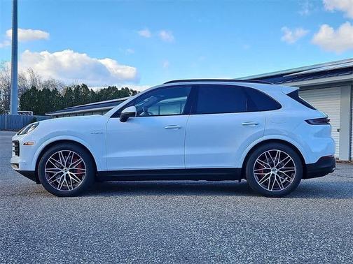 2026 Porsche Cayenne S