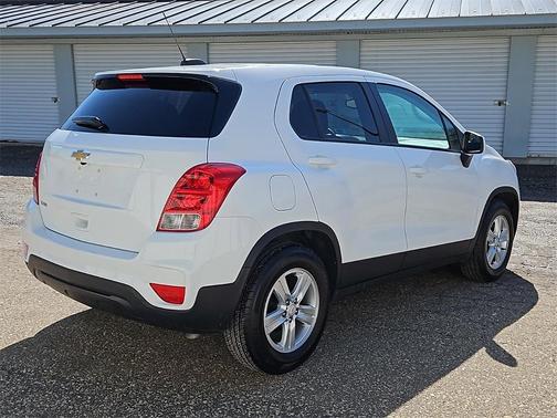 2021 Chevrolet Trax LS