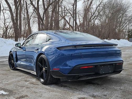 2023 Porsche Taycan Turbo S