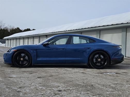 2023 Porsche Taycan Turbo S