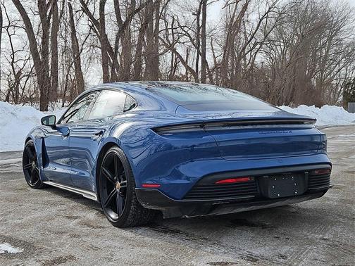 2023 Porsche Taycan Turbo S