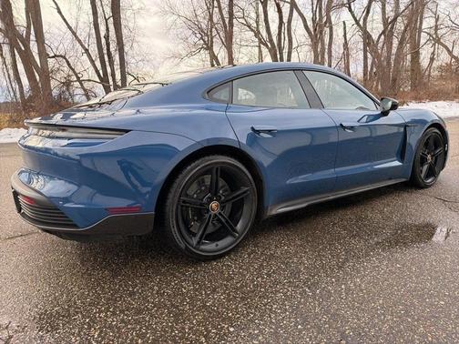 2023 Porsche Taycan Turbo S