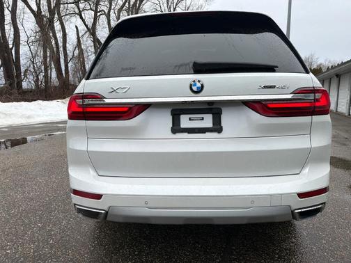 2022 BMW X7 xDrive40i