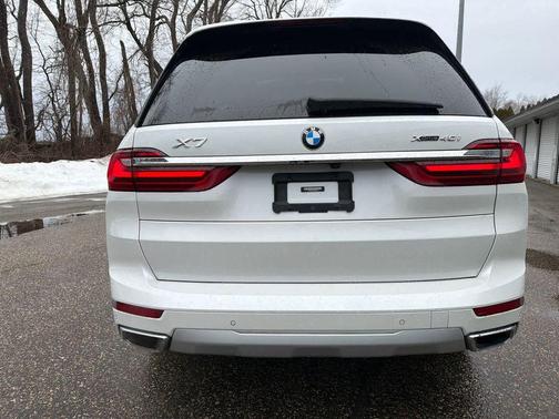 2022 BMW X7 xDrive40i