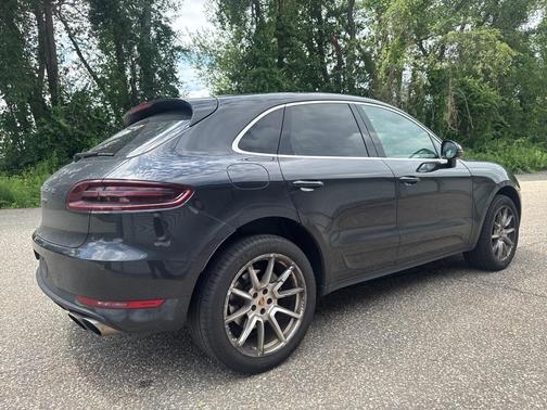 2018 Porsche Macan S