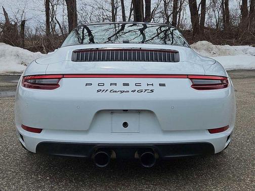 2019 Porsche 911 Targa