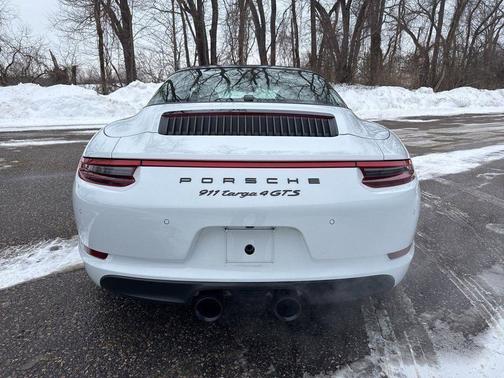 2019 Porsche 911 Targa