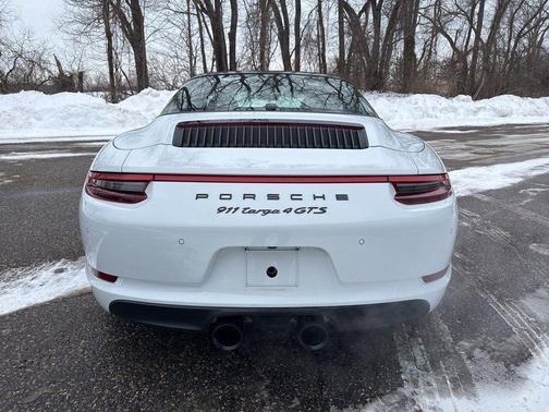 2019 Porsche 911 Targa