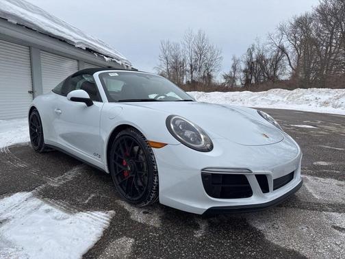 2019 Porsche 911 Targa 4 GTS